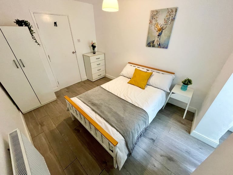 image for 🌿Double Room for Rent | Oval – SW8 📍 South London