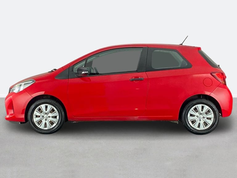 2016 Toyota Yaris 1.0 VVT-i Active 3dr Hatchback PETROL Manual