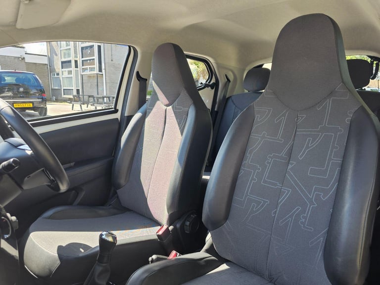 TOYOTA AYGO 1.0 VVT-i x-pression 2015