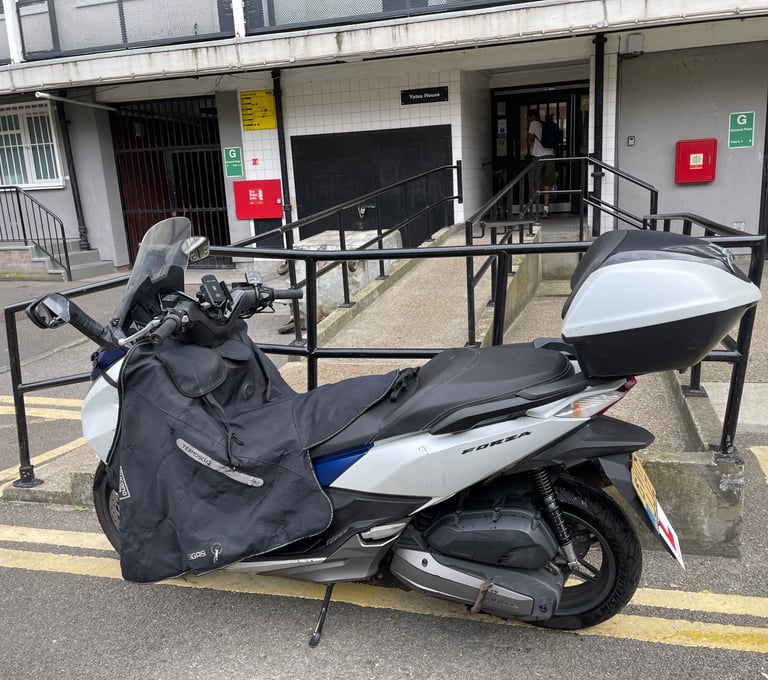 image for 2017 Honda Forza 125 - White (URGENT SALE)