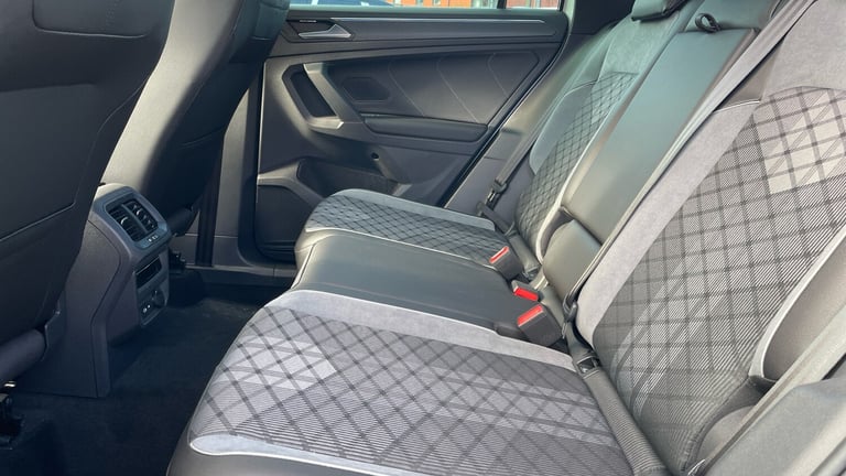 2022 Volkswagen Tiguan 1.5 TSI 150 R-Line 5dr DSG - Heated Front Seats - 