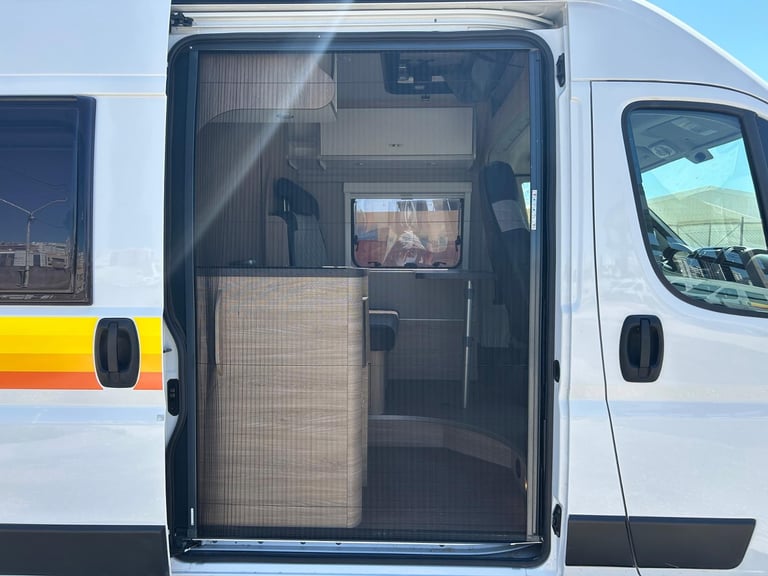 Fiat Weinsberg Carabus 600 MQ R | 4 Berth | Fully Equipped