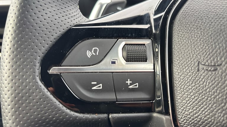 2025 Peugeot 2008 1.2 PureTech GT SUV 5dr Petrol EAT Euro 6 (s/s) (130 ps) SUV Petrol Automatic