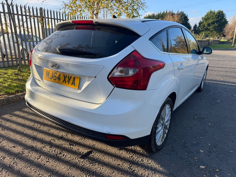 Ford, FOCUS, Hatchback, 2014, Manual, 1560 (cc), 5 doors