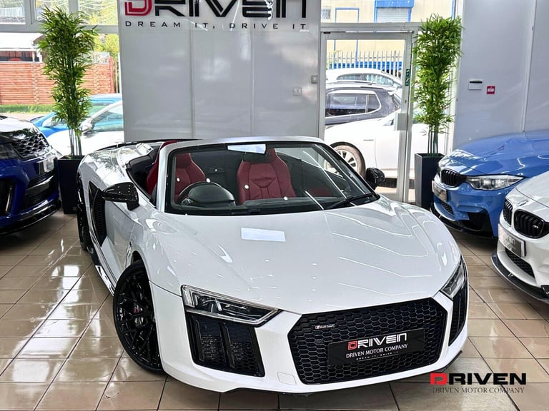 HUGE SPEC! AUDI R8 SPYDER PLUS PRFMNC 5.2 V10 QTRO 602 BHP + RED ROOF + RED LTHR