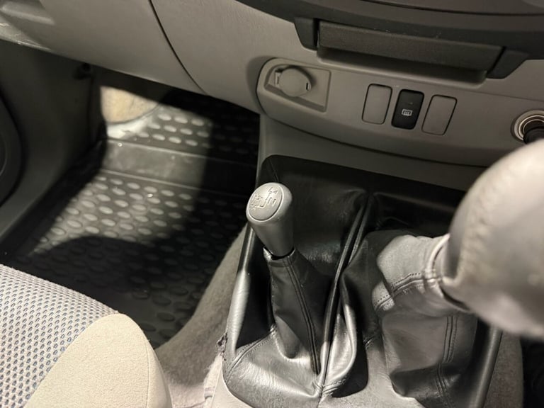 2010 60 TOYOTA HI-LUX 2.5 D-4D HL3 PICKUP 4DR DIESEL MANUAL 4WD (194 G/KM, 144 B