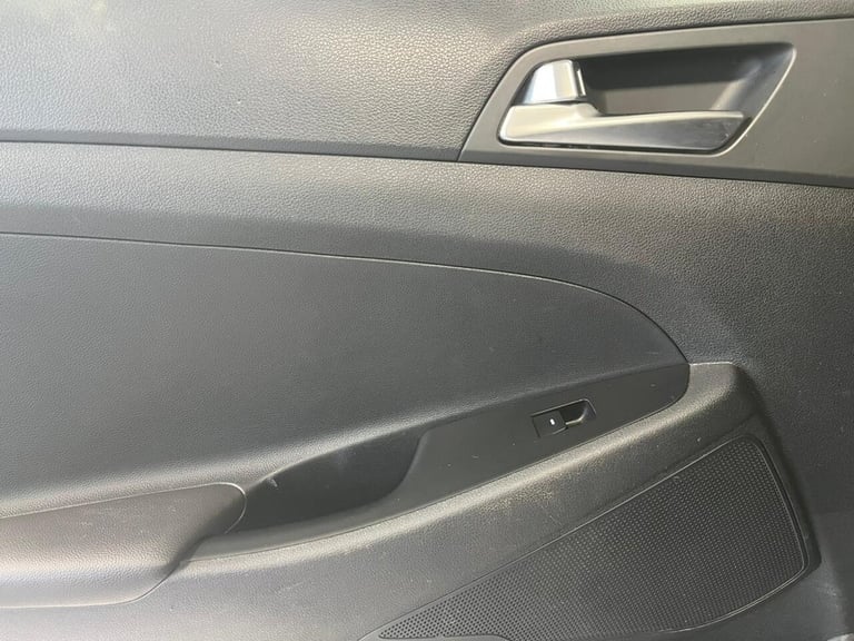 2017 Hyundai TUCSON 1.7 CRDi Blue Drive SE Nav 5dr 2WD DCT ESTATE DIESEL Automatic