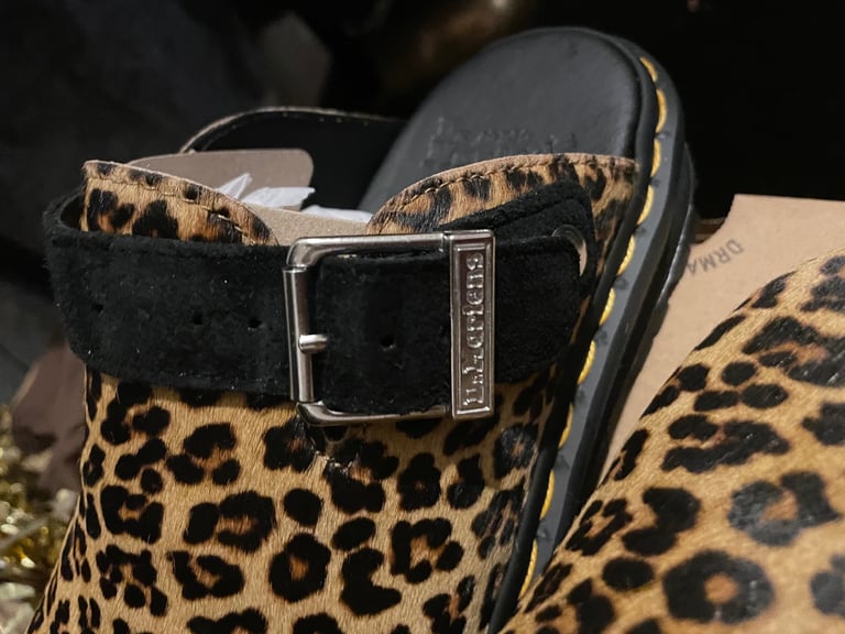 Dr marten Zebzag shoes 