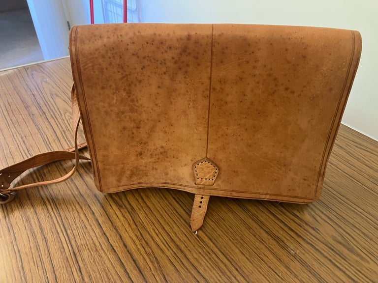 image for Spanish leather shoulder bag