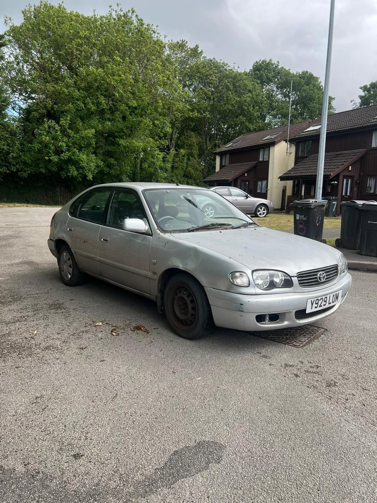 2001 Toyota Corolla 16 VVTi GS 5dr Auto HATCHBACK Petrol Automatic