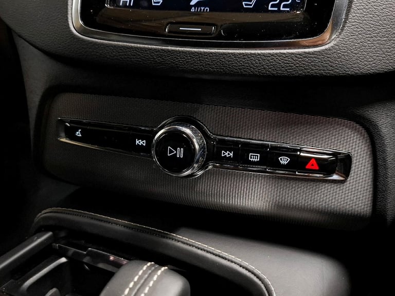 2020 Volvo XC90 R-Design T8 Twin Engine AWD ESTATE Petrol/Electric Hybrid Automatic