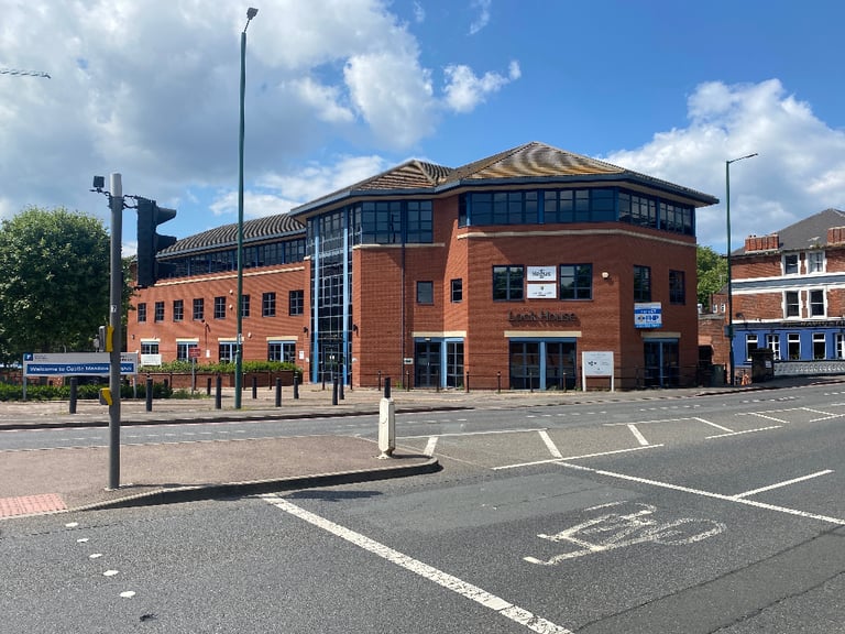 Nottingham - NG2 1AG, Find a dedicated desk and get down to business in Regus Nottingham, Lock House