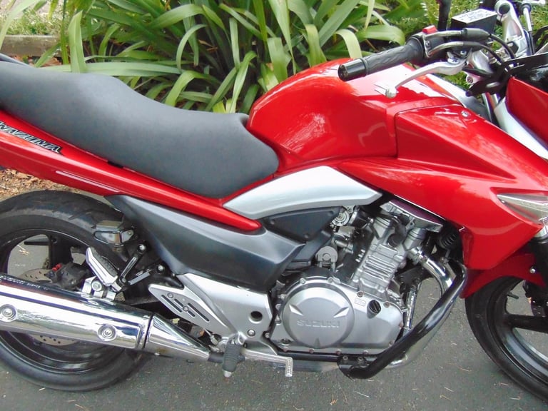 Suzuki GW250L3 Inazuma lightweight 250 naked beginner friendly learner commuter 