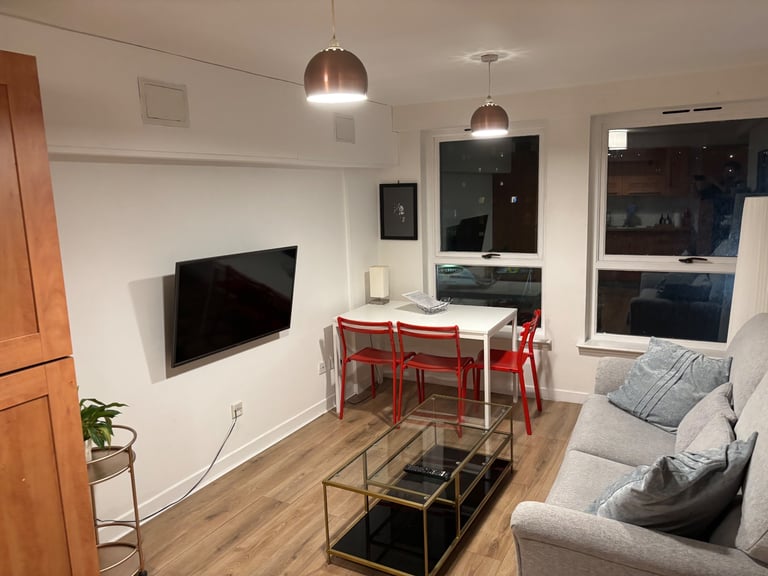 Two bed flat in Merchant City 