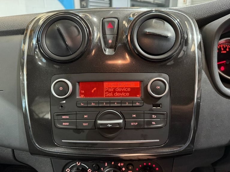 2017 Dacia Sandero 1.5 dCi Ambiance Hatchback 5dr Diesel Manual Euro 6 s/s 90 ps Hatchback Diesel...