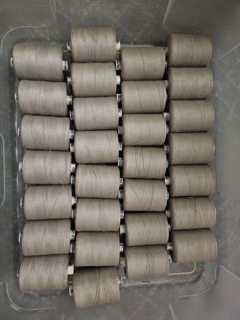 Joblot sewing thread