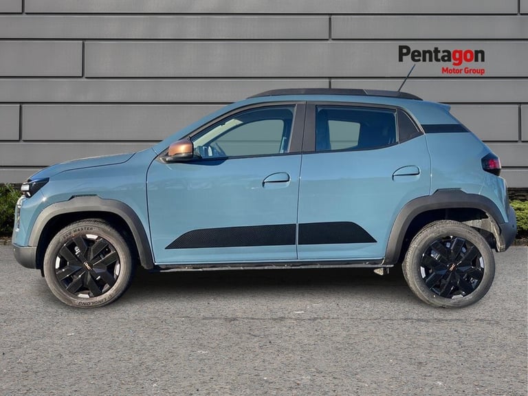  Dacia Spring 65 26.8kwh Extreme Hatchback 5dr Electric Auto 65 ps Electric