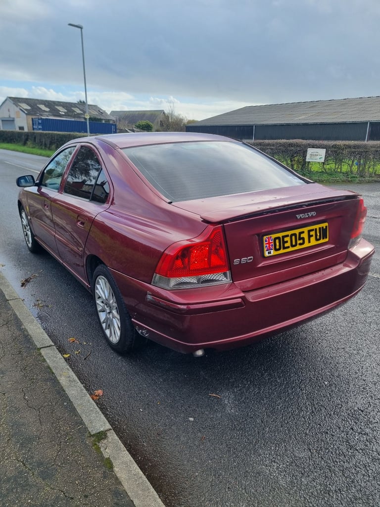 Volvo S60 Sport 2005 2.4L Diesel AUTOMATIC 
