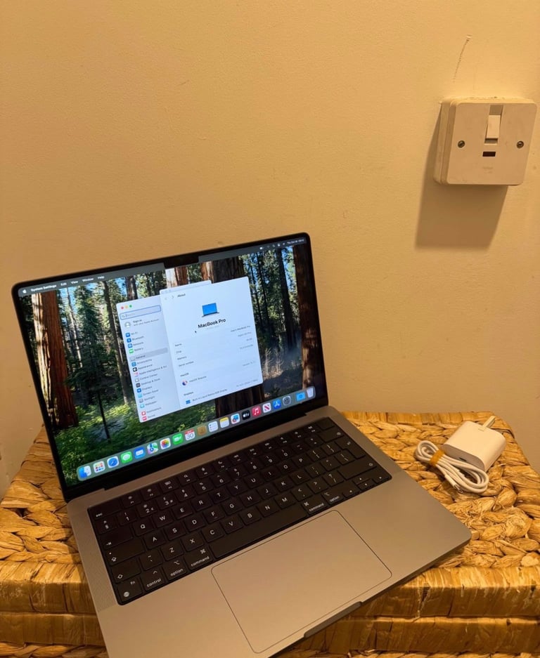 image for Apple MacBook Pro M2 Pro 14 inch 512GB