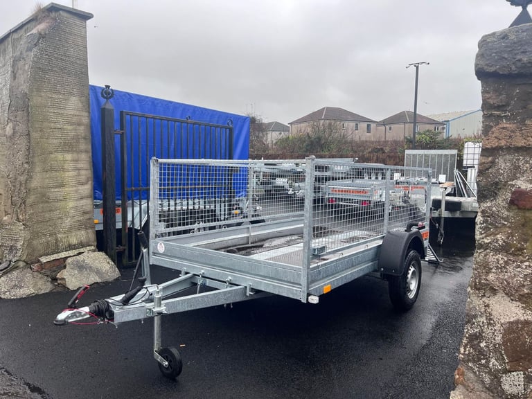 NEW 10ft x 5,6ft SMART CAR TRANSPORTER/ QUAD TRAILER SINGLE AXLE BRAKED WITH 60CM MESH 1300KG