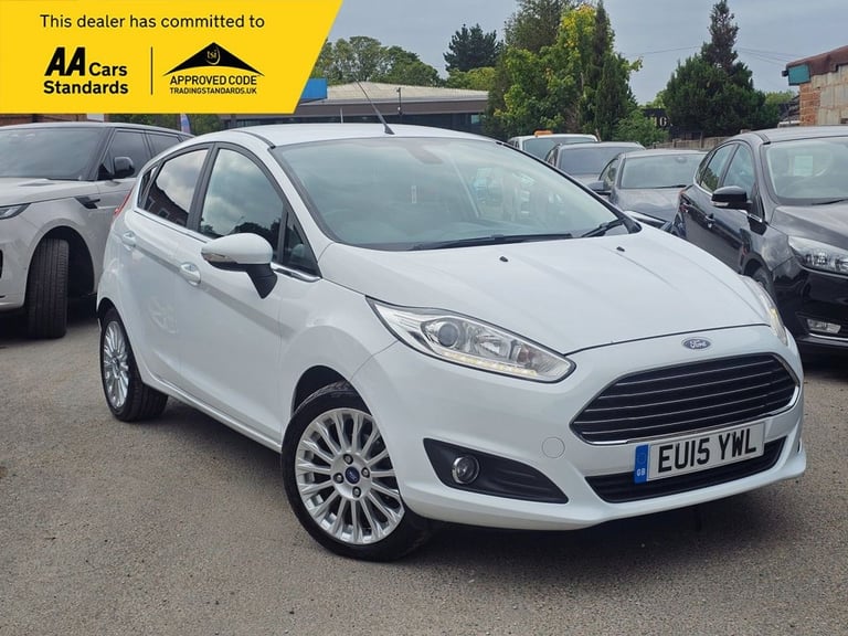 2015-ford-fiesta-1-0t-ecoboost-titanium-hatchback-5dr-petrol-powershift