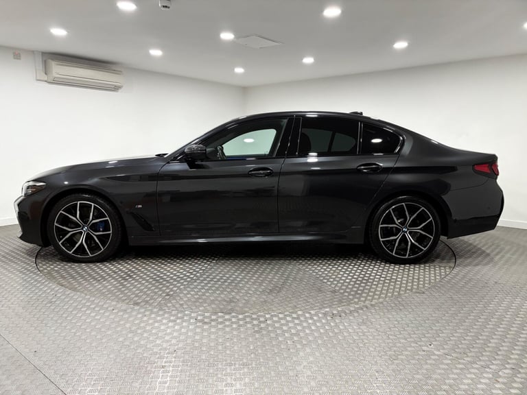 2021 BMW 5 Series 3.0 530d MHT M Sport Steptronic xDrive Euro 6 (s/s) 4dr SALOON Diesel/Electric ...