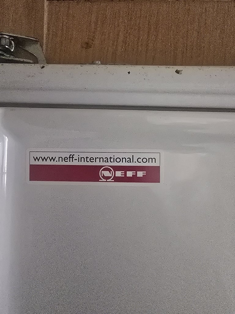 FREE to uplift Fridge Freezer Neff - integrated or free standing 