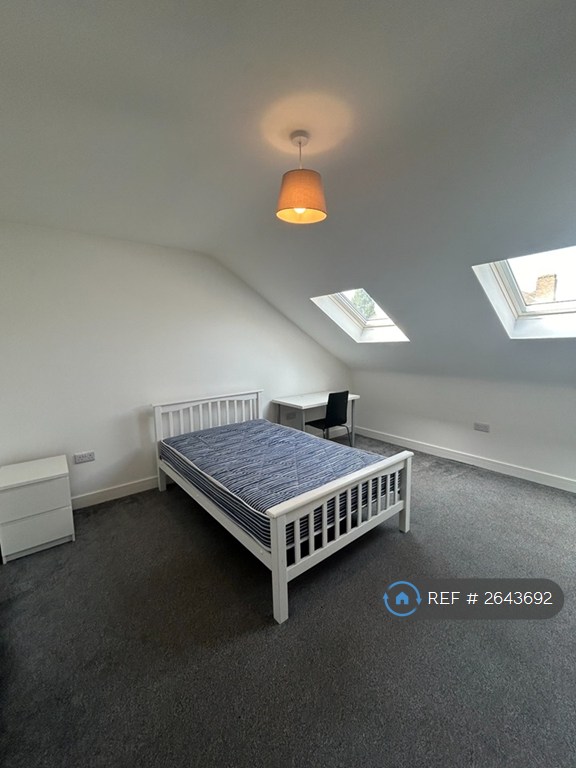 6 bedroom house in Garnier Street, Portsmouth, PO1 (6 bed) (#2643692)