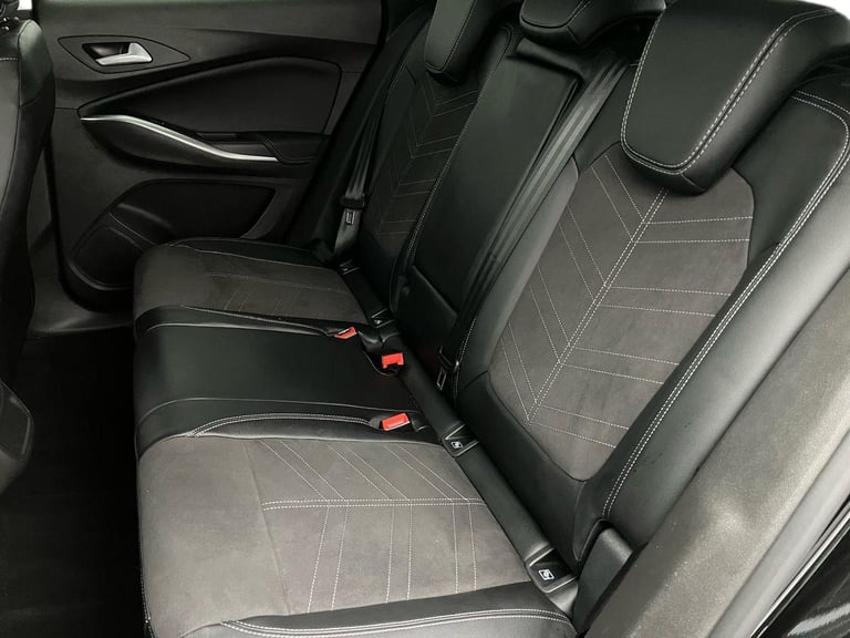 2022 Vauxhall Grandland 1.2 Turbo Ultimate 5dr Hatchback PETROL Manual