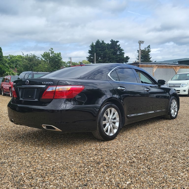 FRESH IMPORT 2010 LEXUS LS600H HYBRID 4 DOOR SALOON BLACK ULEZ COMPLIANT