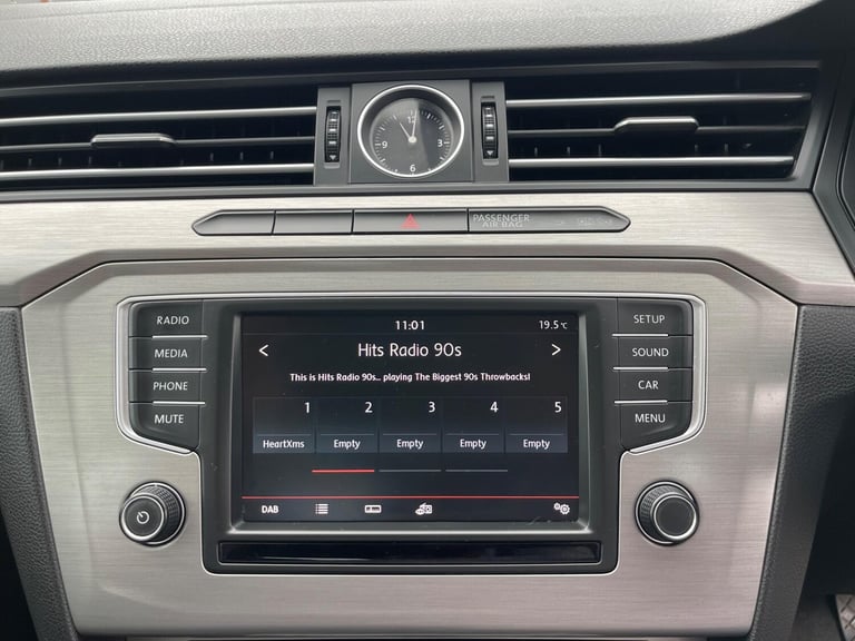 2015 Volkswagen Passat 1.6 TDI BlueMotion Tech S Euro 6 (s/s) 4dr SALOON Diesel Manual