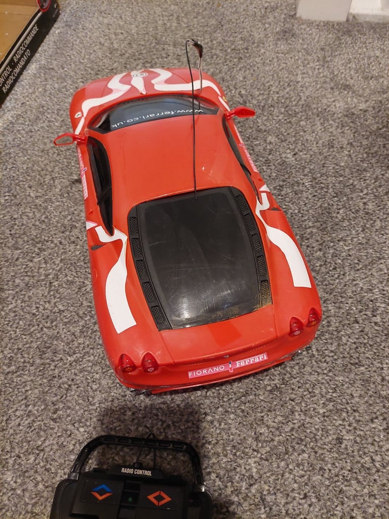 New bright ferrari remote control car 1/10 scale