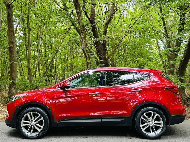 2016 Hyundai Santa Fe 2.2 Santa Fe Premium SE Blue Drive CRDi Auto 4WD 5dr SUV Diesel Automatic