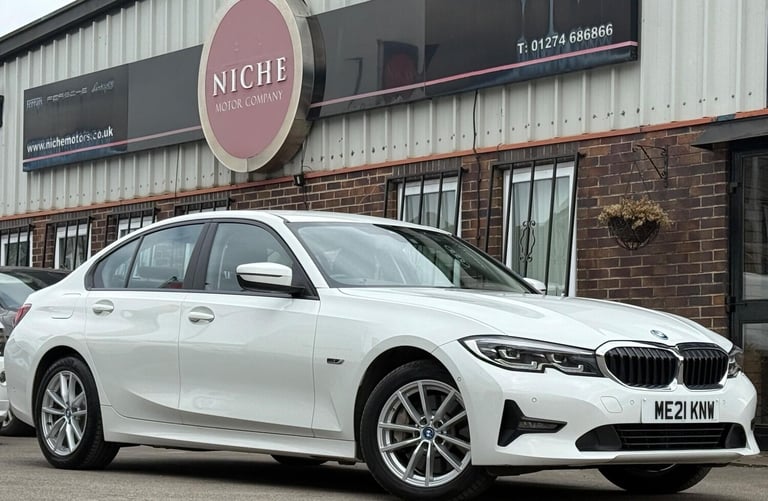 2021 BMW 3 Series 2.0 330e 12kWh SE Pro Auto Euro 6 (s/s) 4dr SALOON Petrol/Electric Hybrid Autom...