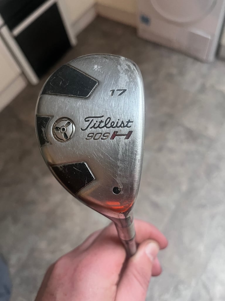 Titleist 2hybrid golf club £20