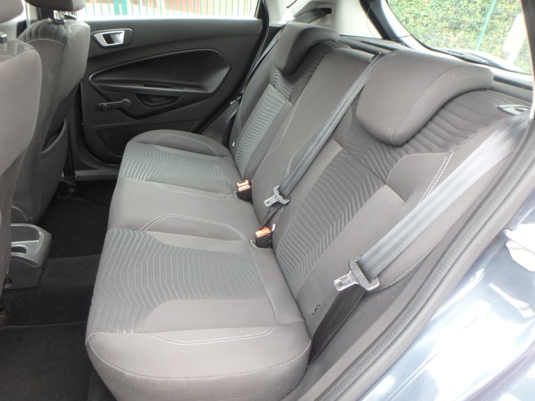 2013 Ford Fiesta 1.25 82 Zetec 5dr...All 13 Service Stamps in the Book HATCHBACK Petrol Manual