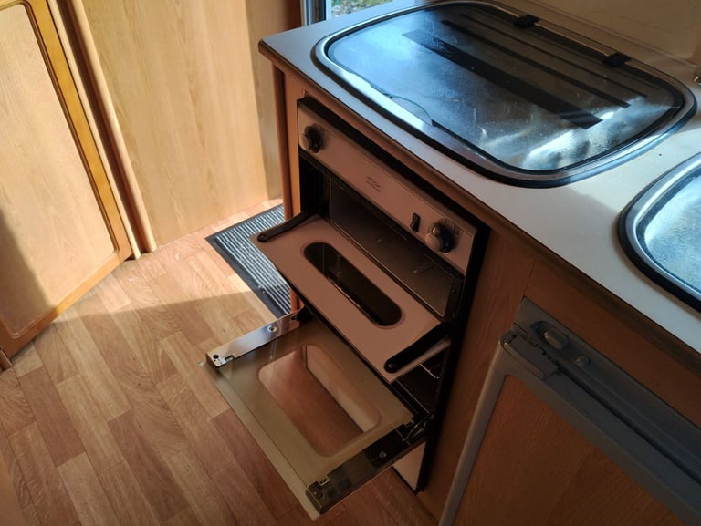 Compass Rambler 2006 4 berth 