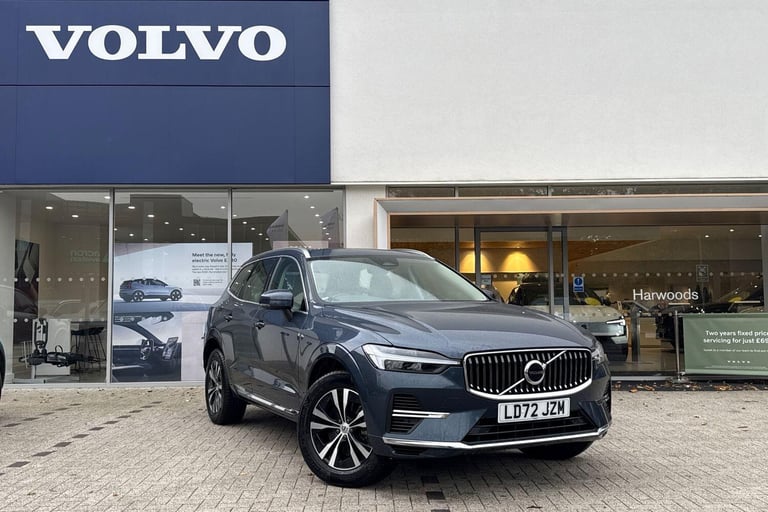  Volvo XC60 2.0h T6 Recharge 18.8kWh Core SUV 5dr Petrol Plug-in Hybrid Auto AWD Euro 6 Petrol/El...