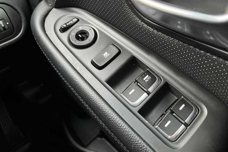 2017 Kia Carens 1.6 GDI ISG 2 5DR MPV Petrol Manual