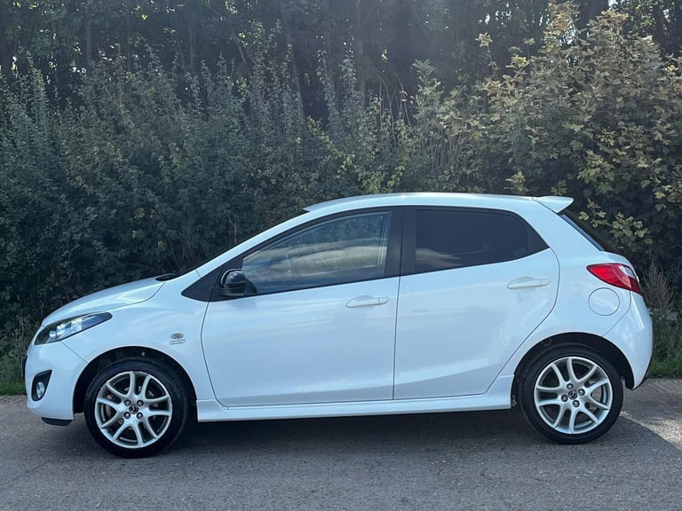 2013 Mazda Mazda2 1.3 Venture Edition 5dr HATCHBACK PETROL Manual