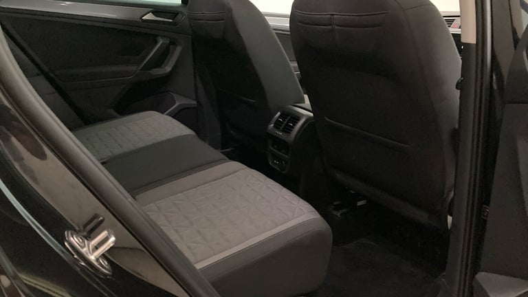 2021 Volkswagen Tiguan 1.5 TSI 150 Life 5dr DSG Petrol Estate Estate Petrol Automatic
