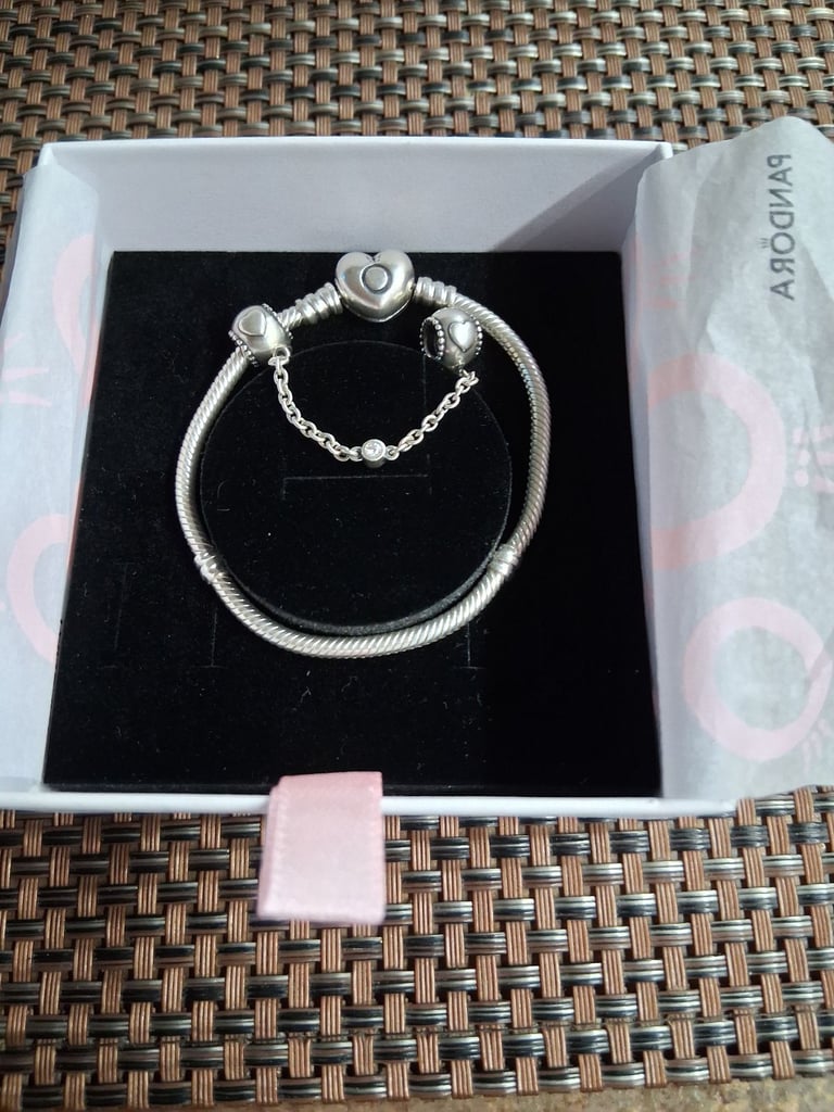 Brand new genuine silver pandora bracelet with safety chain 