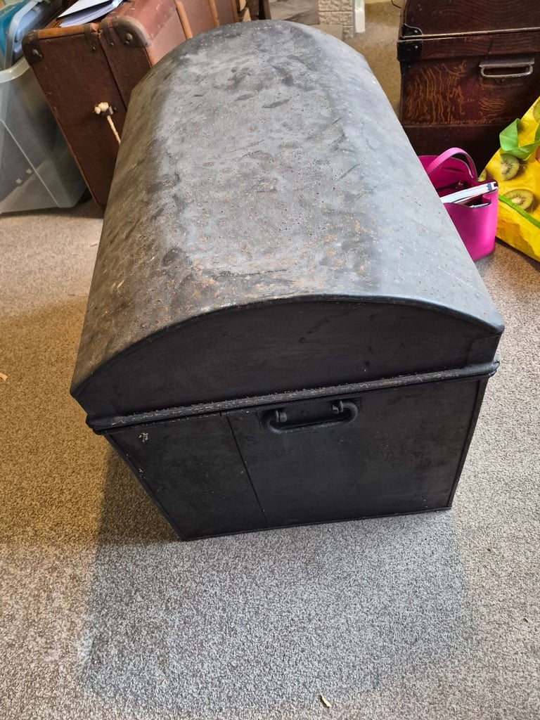 Vintage  trunk