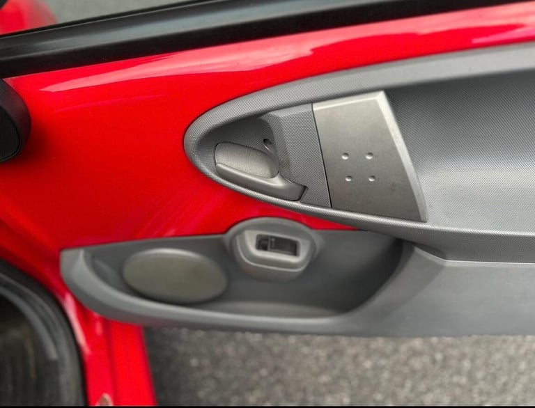 2011 Toyota AYGO 1.0 VVT-i Go Euro 5 3dr HATCHBACK Petrol Manual