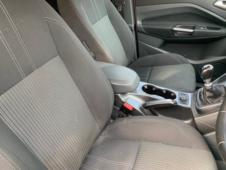 Ford, GRAND C-MAX, MPV, 2014, Manual, 1560 (cc), 5 doors, 7 Seats