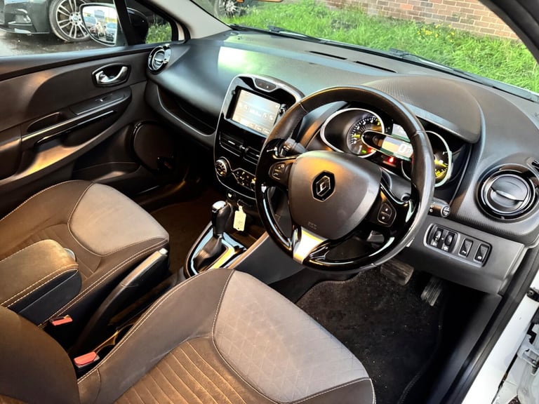 2015 Renault Clio 1.5 dCi Dynamique S Nav Auto Euro 6 5dr HATCHBACK Diesel Automatic