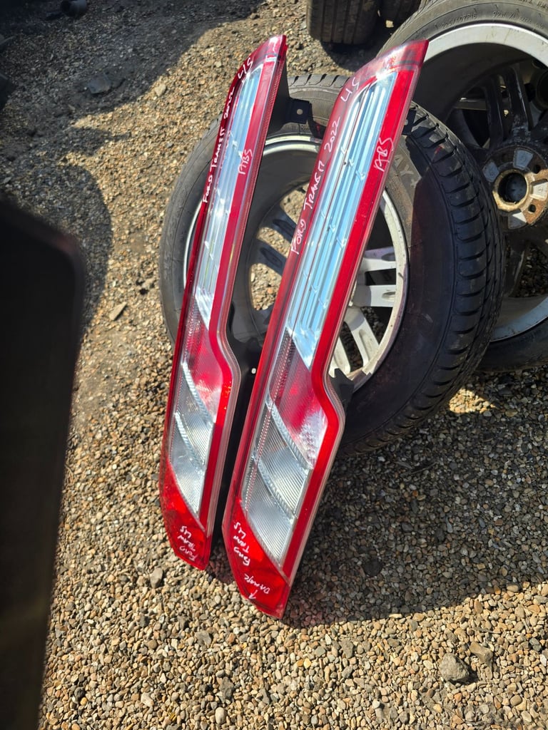 FORD TRANSIT CUSTOM LEFT PASSENGER SIDE Back REAR BRAKE LIGHT Breaking Parts