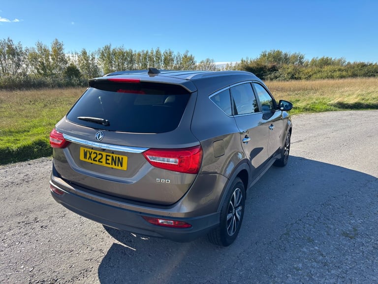 2022 DFSK Glory 580 Seven Seater Automatic Petrol   PETROL Automatic