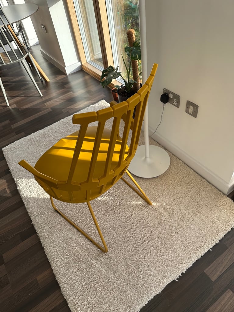 Kartell Comback Sled Chair – Mustard Yellow – Patricia Urquiola 