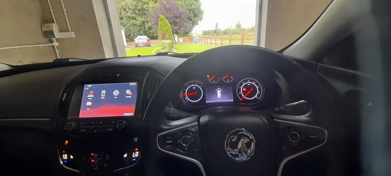 Vauxhall, INSIGNIA, Hatchback, 2015, Manual, 1956 (cc), 5 doors